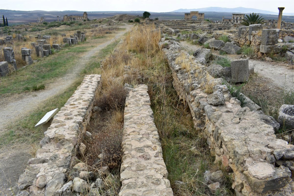 The aqueduct