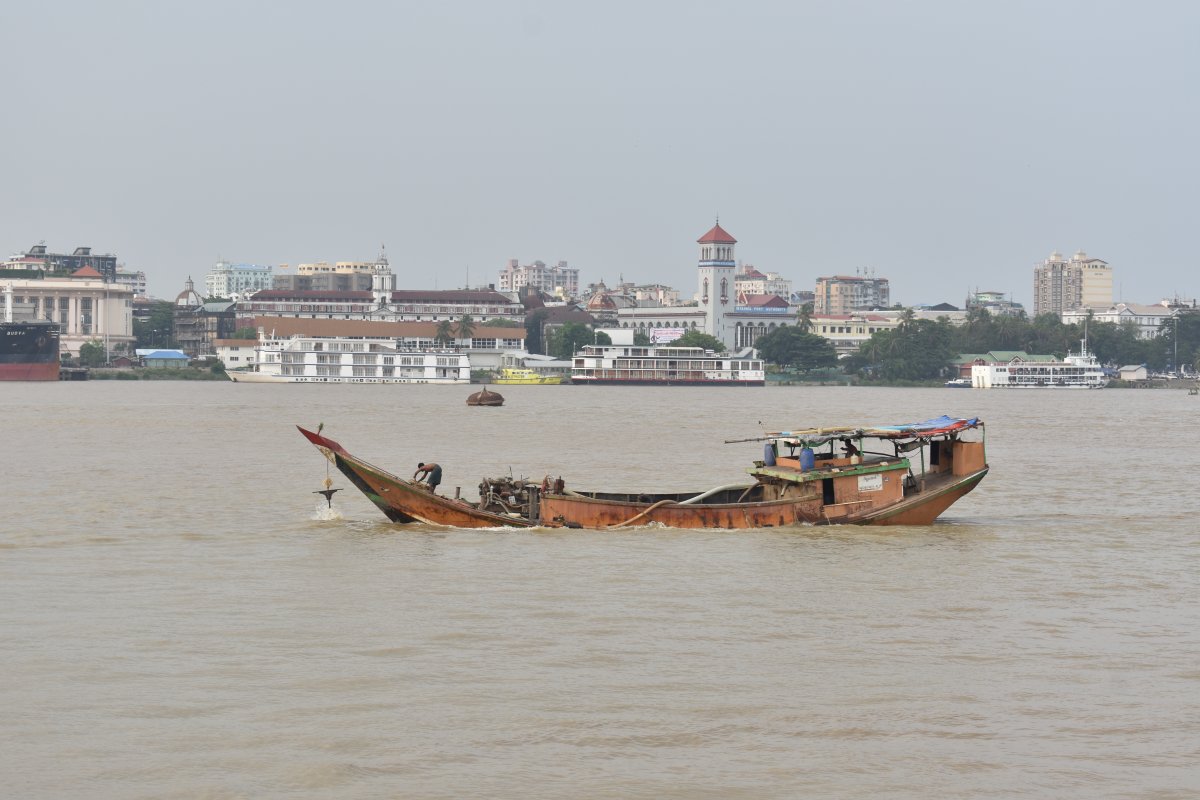 Ferry to Dala