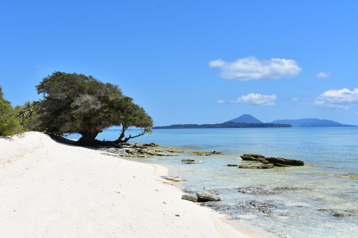 Gunung Api viewed from Nailaka