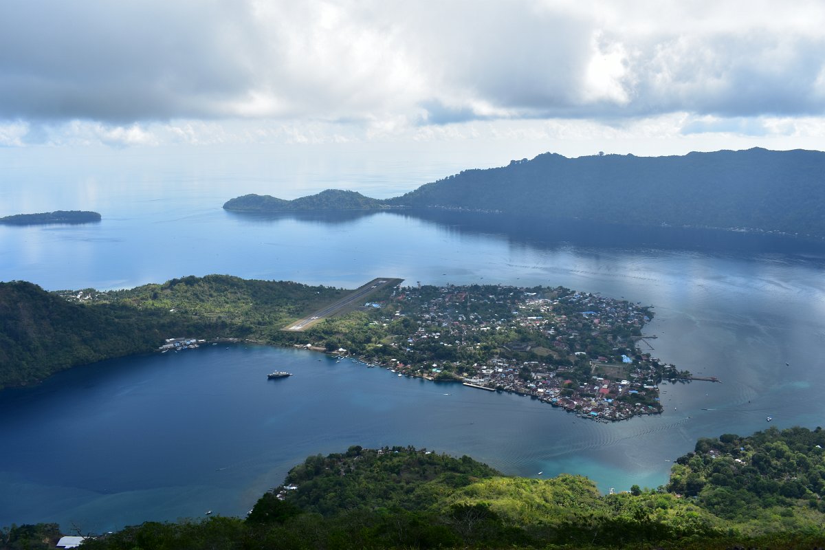 Banda Neira viewed from Api