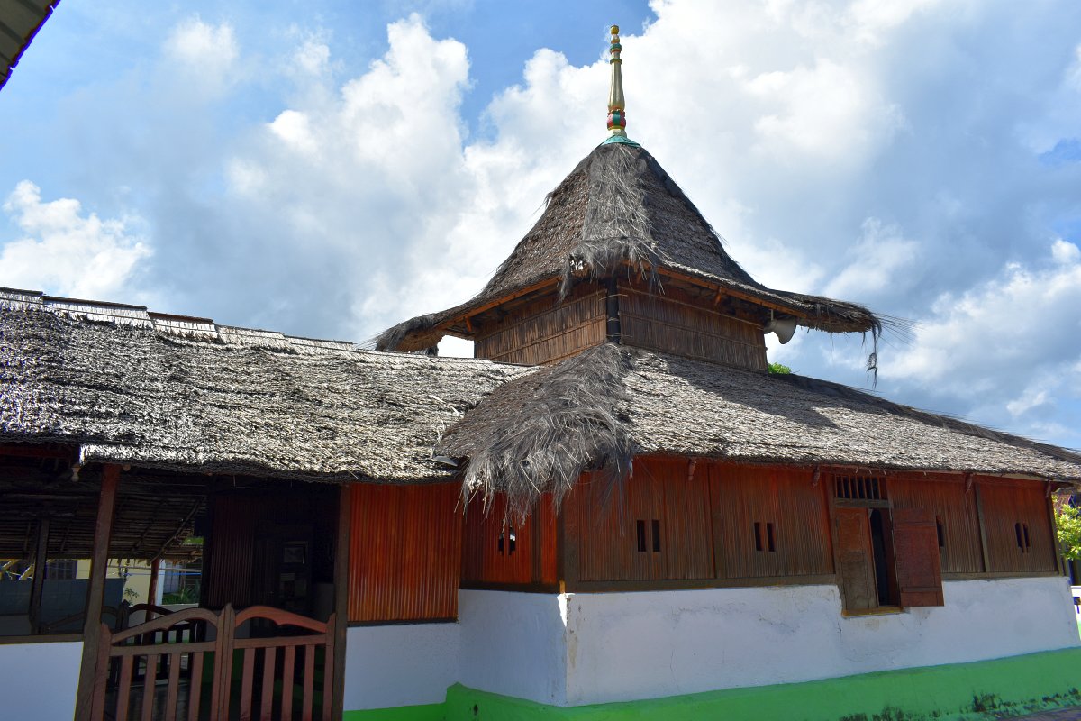 Wapauwe Old Mosque