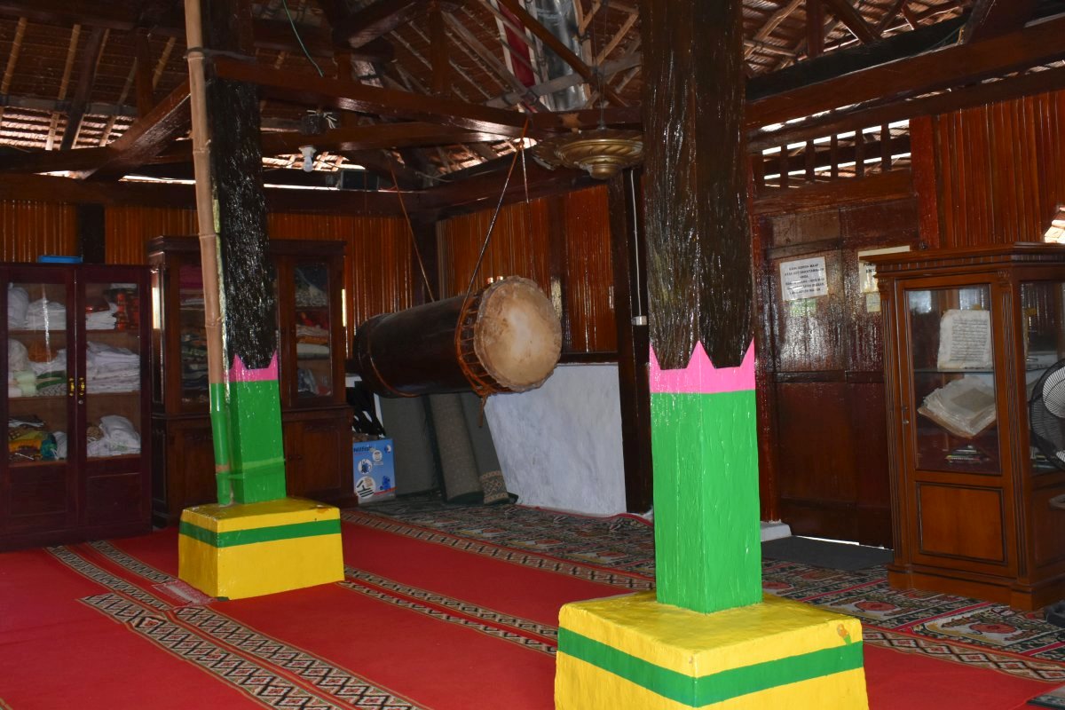 Wapauwe Old Mosque