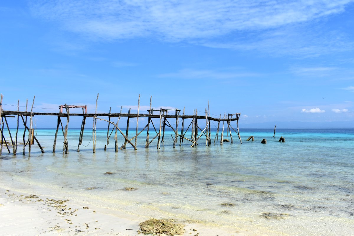 Liang Beach - not in it's best shape, but still attractive