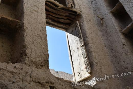 Look at the details of this window Look at the details of this window